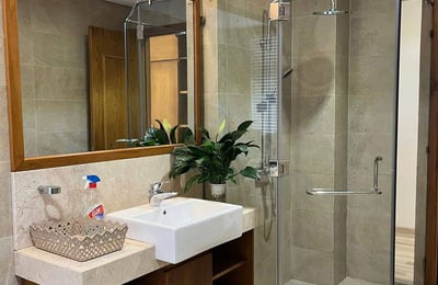 Miete einer neuen Villa mit 4 Schlafzimmern im Stadtteil Nam Viet A, Da Nang, Vietnam